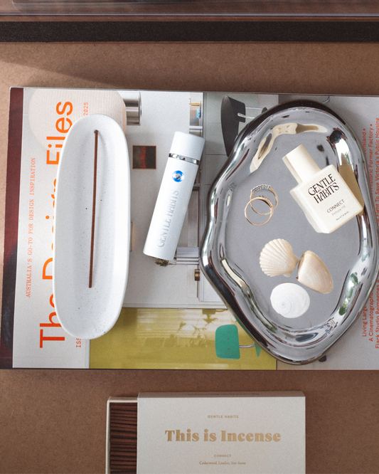 The Collector Ceramic Holder - White